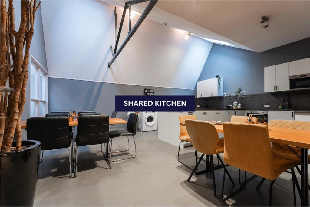 Suite With Wellness Nextdoor And Kitchen Access Oss Exterior foto